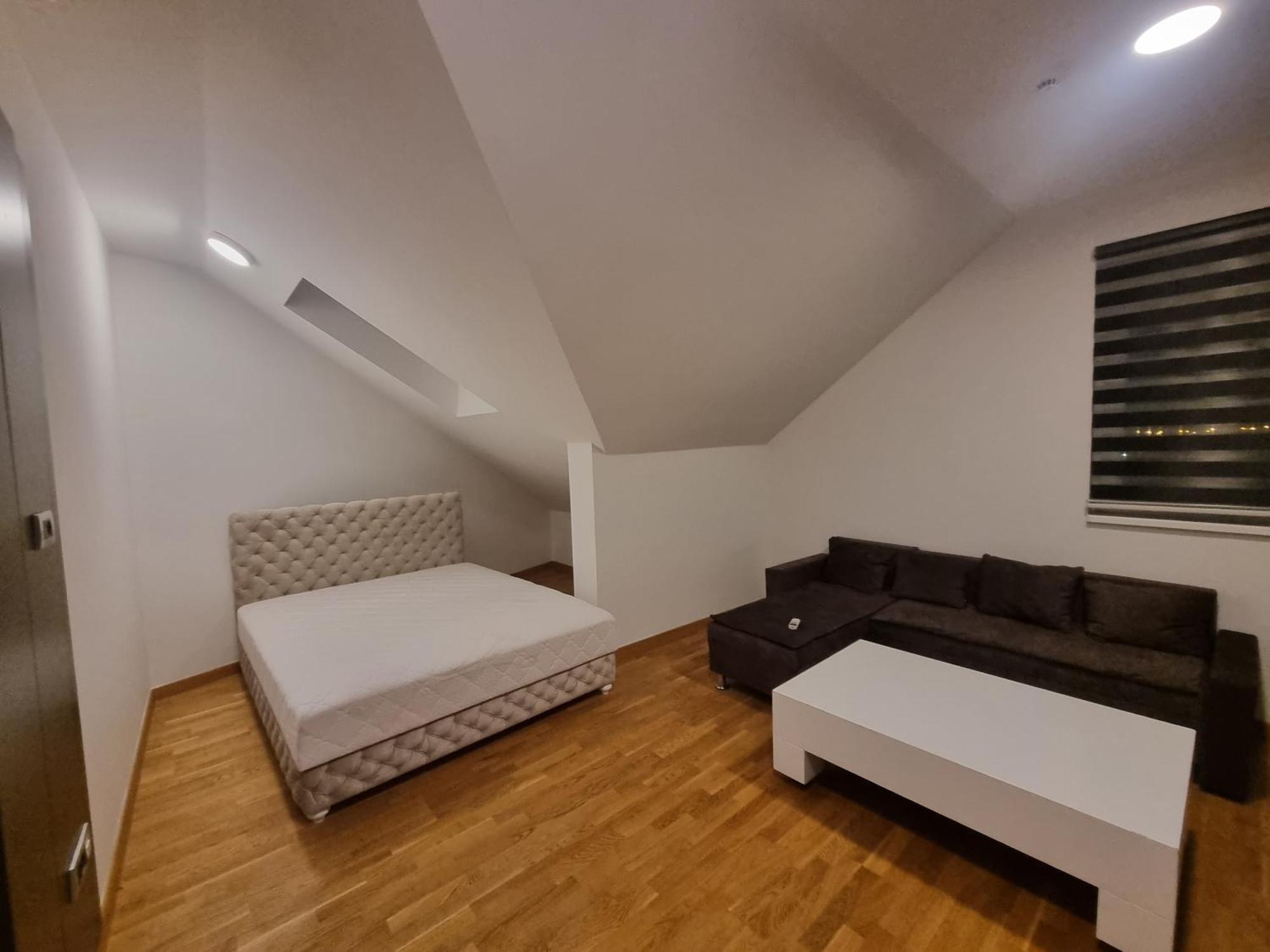 Gosnje Daire Novi Sad Oda fotoğraf